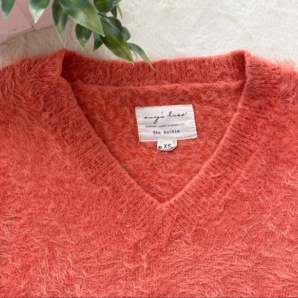 Evy’s tree Ruthie orange eyelash v neck sweater XS - Picture 8 of 13